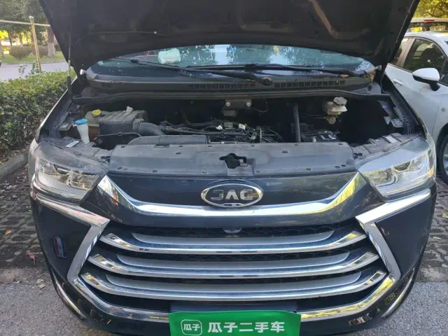 JAC Refine M4 — Фото автомобиля 10