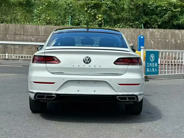 Volkswagen CC — Фото автомобиля 8
