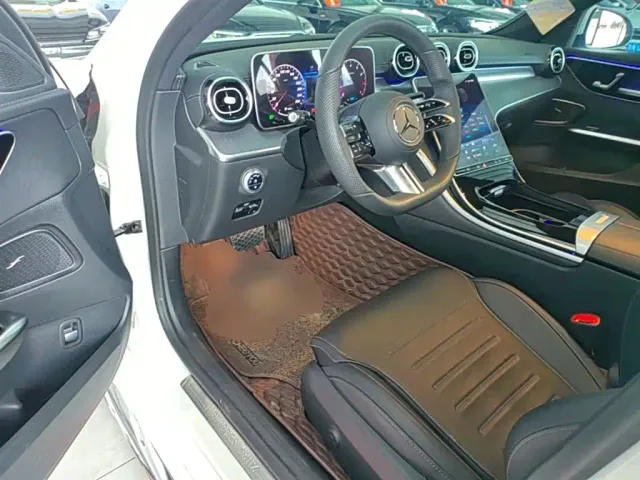 Mercedes-Benz C-Class — Фото автомобиля 15