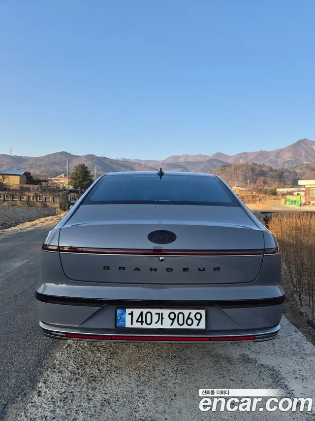 Hyundai Grandeur GN7 — Фото автомобиля 4
