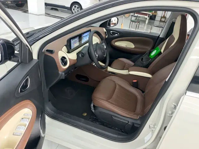 Wuling Bingo — Фото автомобиля 15