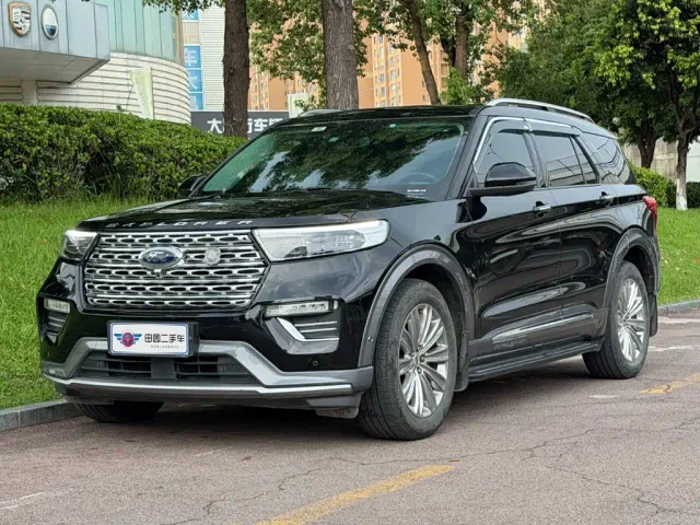 Фотография автомобиля — Ford Explorer