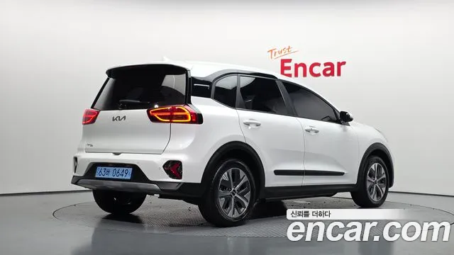 Kia Niro Niro Plus Earth — Фото автомобиля 2