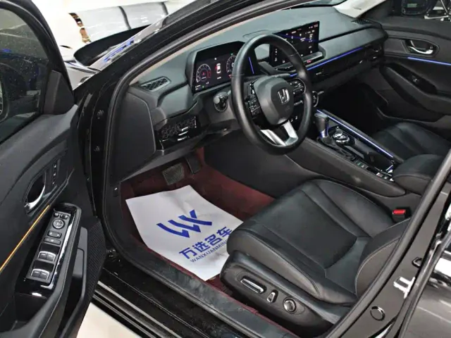 Honda Accord — Фото автомобиля 4