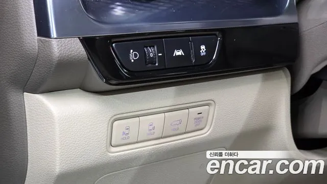 Kia Carnival Generation 4 — Фото автомобиля 15
