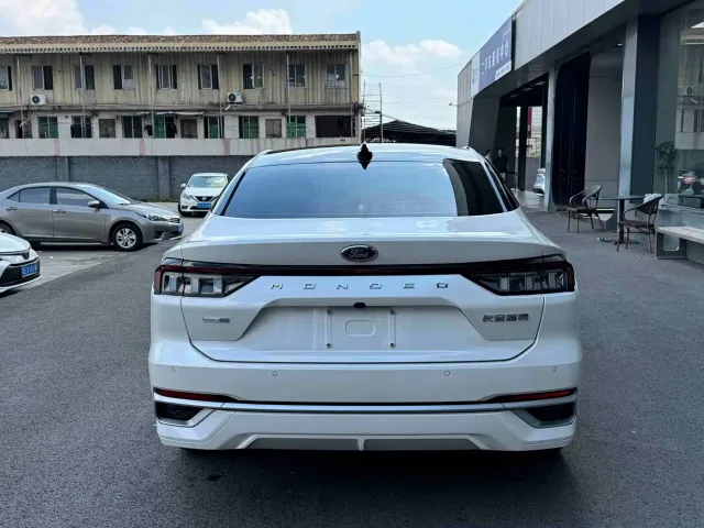 Ford Mondeo — Фото автомобиля 8
