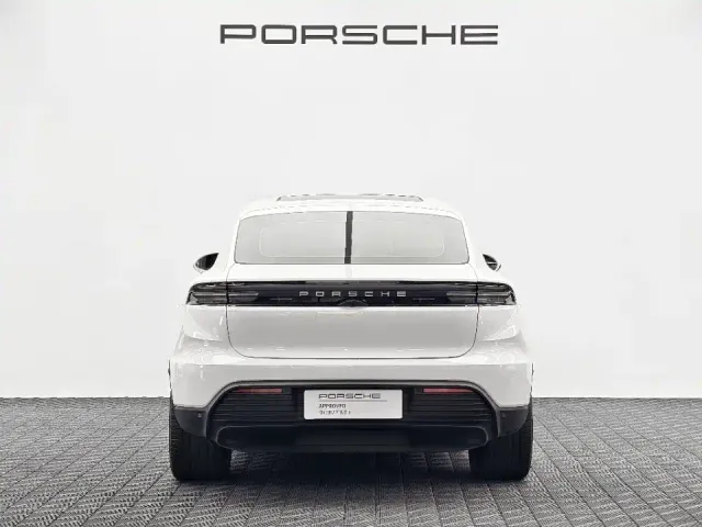 Porsche Macan EV — Фото автомобиля 8