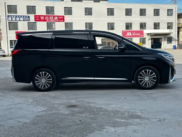GAC Trumpchi M8 — Фото автомобиля 4