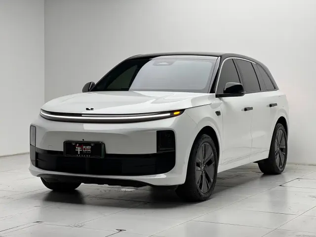 Фотография автомобиля — Li Auto L6