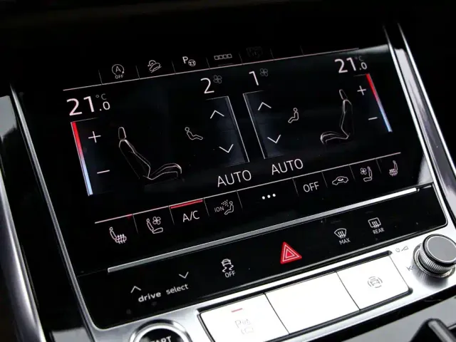 Audi Q7 — Фото автомобиля 9