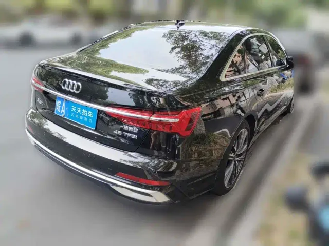 Audi A6L — Фото автомобиля 2