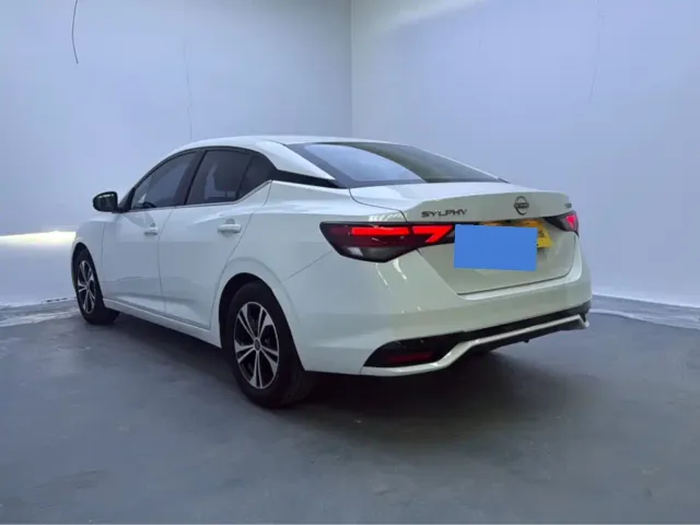 Nissan Sylphy — Фото автомобиля 4