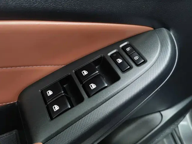 Changan Eado — Фото автомобиля 9