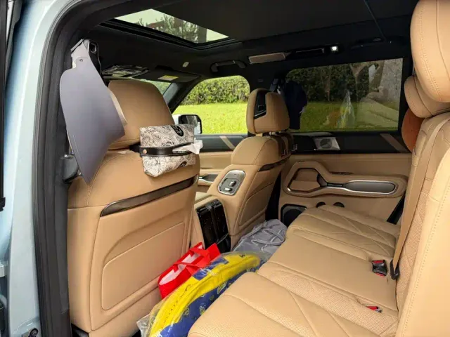 BYD FangChengBao Leopard 8 — Фото автомобиля 11