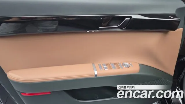 Hyundai Grandeur GN7 — Фото автомобиля 23