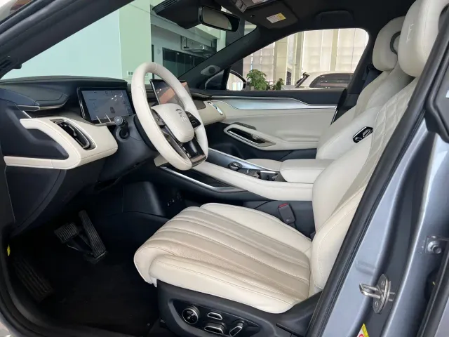 BYD Song L EV — Фото автомобиля 6