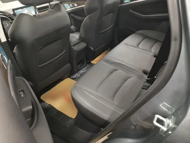 Skyworth Auto Skyworth HT-i — Фото автомобиля 16