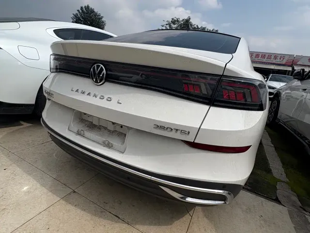 Volkswagen Lamando — Фото автомобиля 15