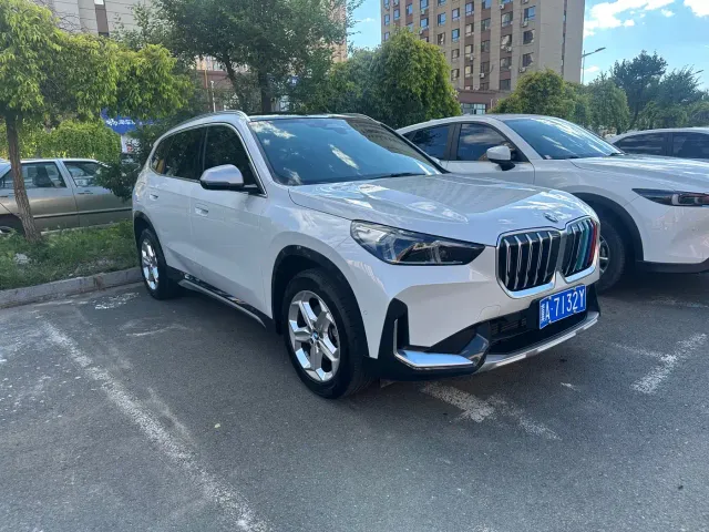 BMW X1 — Фото автомобиля 3