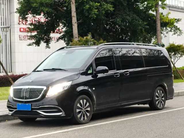 Фотография автомобиля — Mercedes-Benz Vito