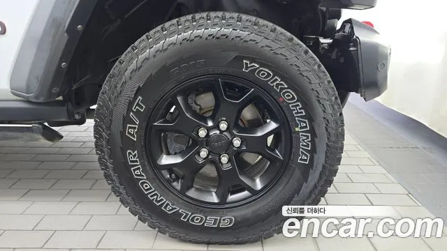 Jeep Wrangler JL — Фото автомобиля 21