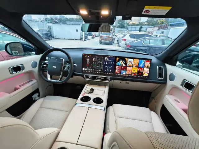 Li Auto L9 — Фото автомобиля 4