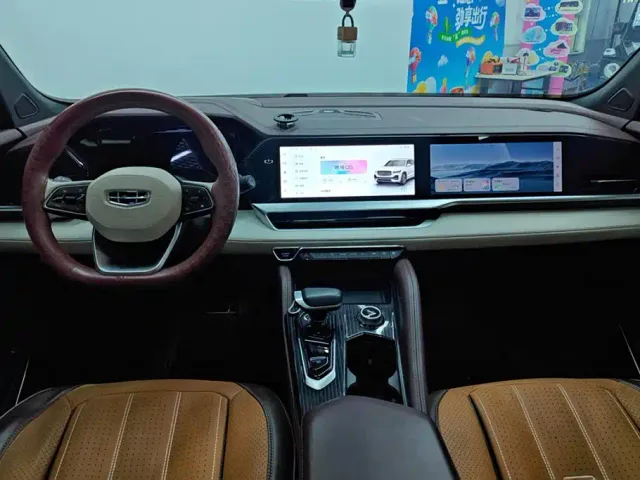Geely Xingyue L — Фото автомобиля 12