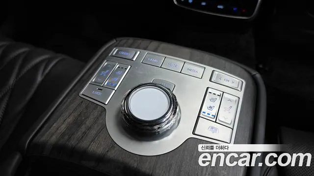 Genesis G80 RG3 — Фото автомобиля 23