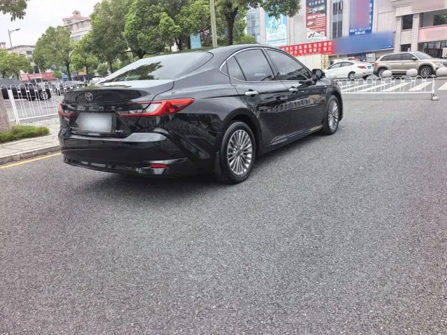 Toyota Camry — Фото автомобиля 8