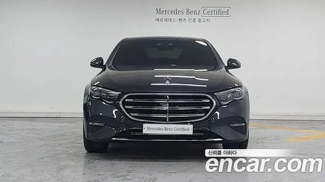 Mercedes-Benz E-Class E-класс W214 E300 4MATIC Exclusive — Фото автомобиля 3