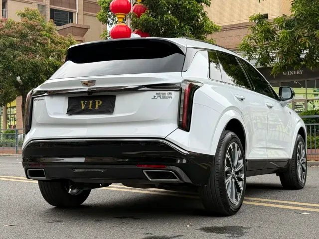 Cadillac XT5 — Фото автомобиля 5