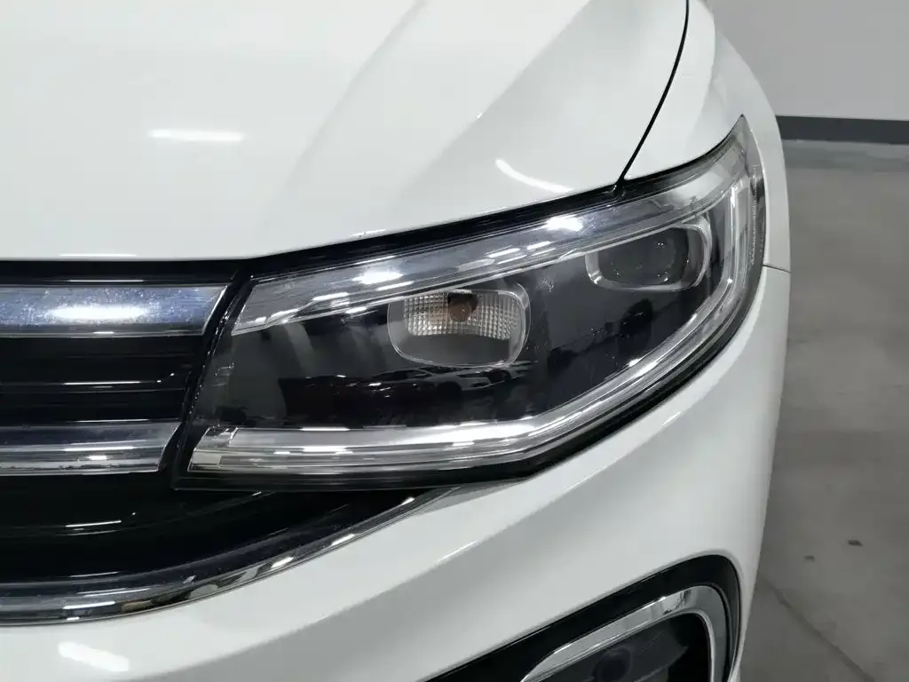 Volkswagen Bora 2023 200TSI DSG Yuexing PRO Edition — Фото автомобиля 7