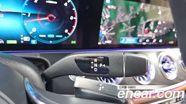 Mercedes-Benz CLS-Class — Фото автомобиля 8