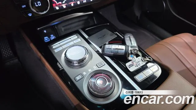 Genesis G80 Бензин 2.5 турбо 2WD — Фото автомобиля 8