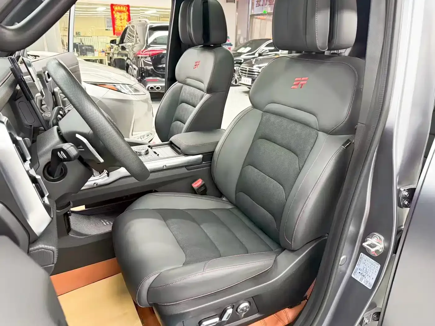 Jetour Jetour Traveler 2023 2.0T 4WD Cross PRO+ — Фото автомобиля 14