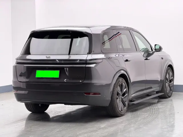 Li Auto L9 — Фото автомобиля 4