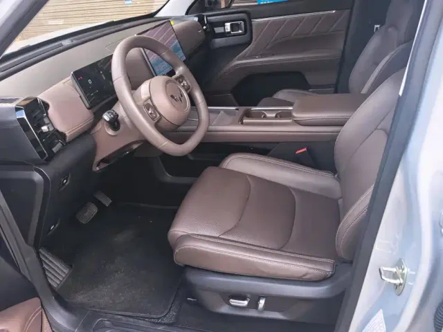 Wuling Starlight 560 — Фото автомобиля 9