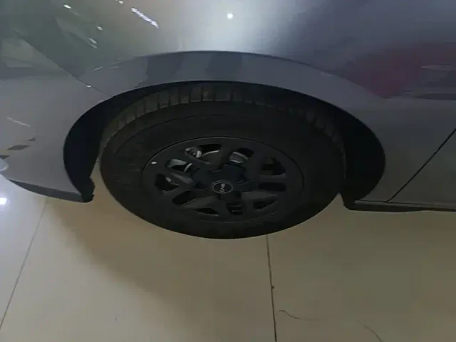 BYD Seal 05 DM-i — Фото автомобиля 22
