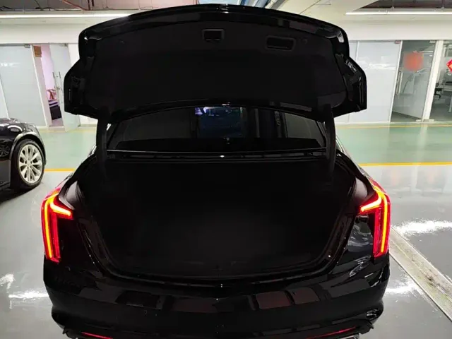 Cadillac CT5 — Фото автомобиля 18
