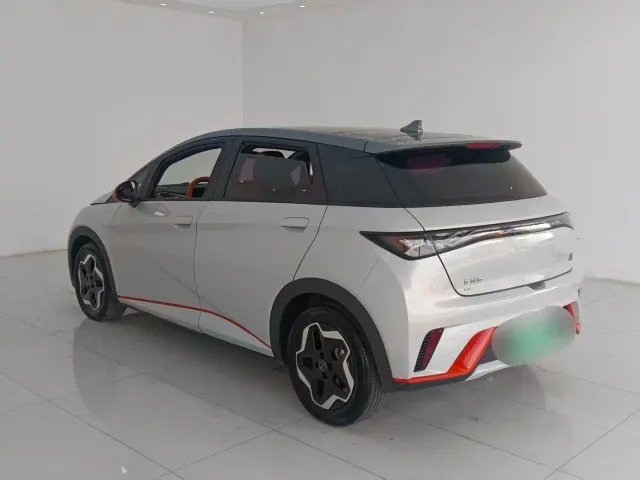 BYD Dolphin — Фото автомобиля 9