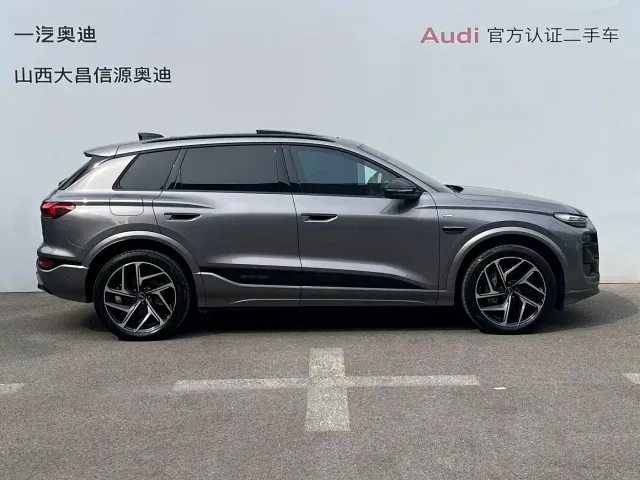 Audi Q6L e-tron — Фото автомобиля 4