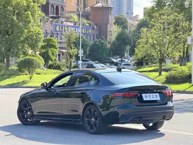 Jaguar XEL — Фото автомобиля 9