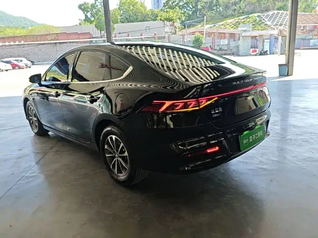 BYD Qin PLUS — Фото автомобиля 4