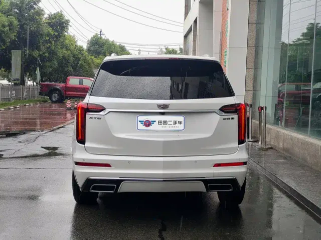 Cadillac XT6 — Фото автомобиля 5