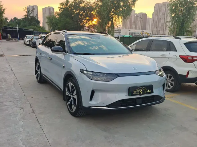 Leapmotor C11 — Фото автомобиля 3