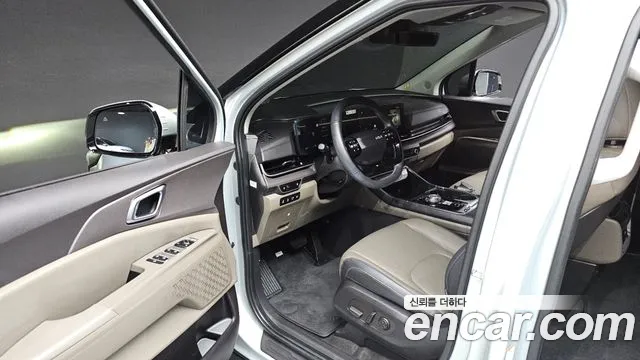 Kia Carnival — Фото автомобиля 10