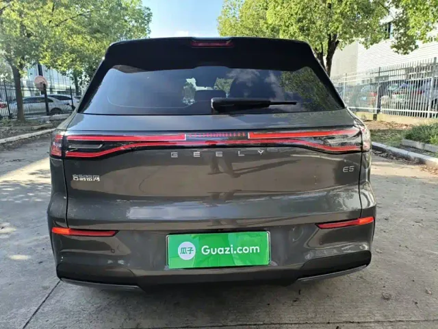 Geely Galaxy E5 — Фото автомобиля 5
