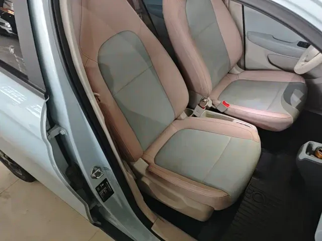 Leapmotor T03 — Фото автомобиля 24