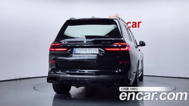 BMW X7 G07 — Фото автомобиля 4