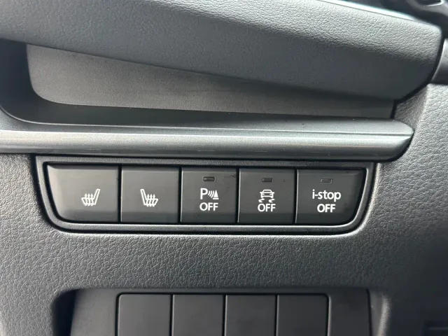 Mazda Axela — Фото автомобиля 9